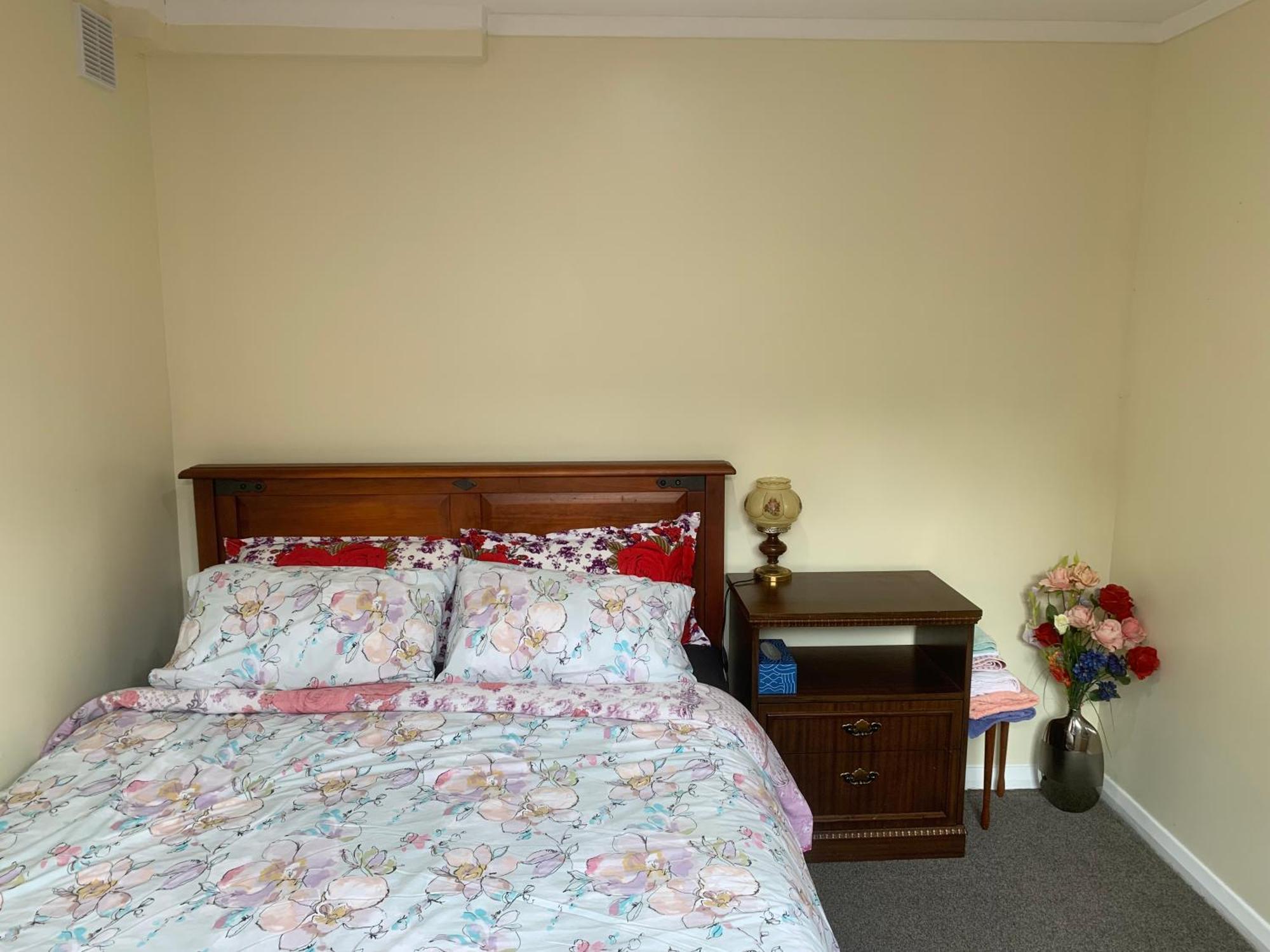 Sunny Holiday Home Wellington Exterior foto